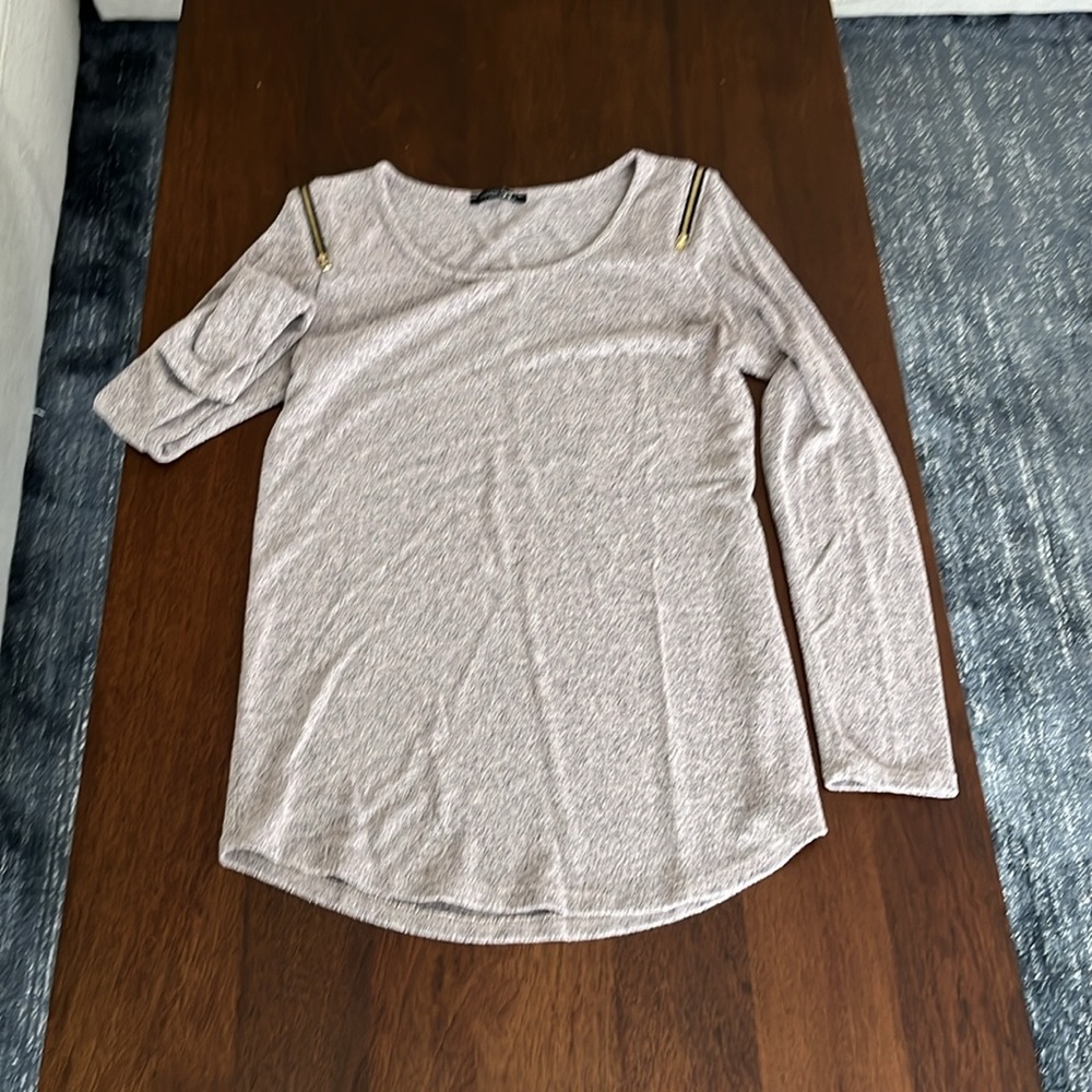 PAPERMOON | Beige Zippered Shoulder Knit Top from Stitch Fix - Small